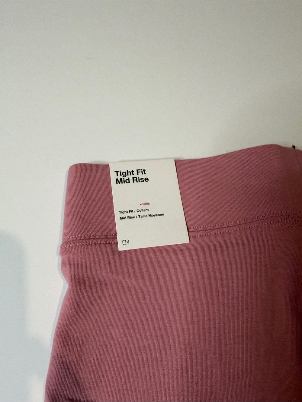 Nike Women's Dusty Rose Bike Shorts Mid-Rise - Picture 6 of 8